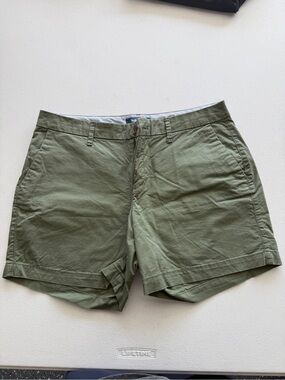 Old Navy Women’s Olive Casual Shorts